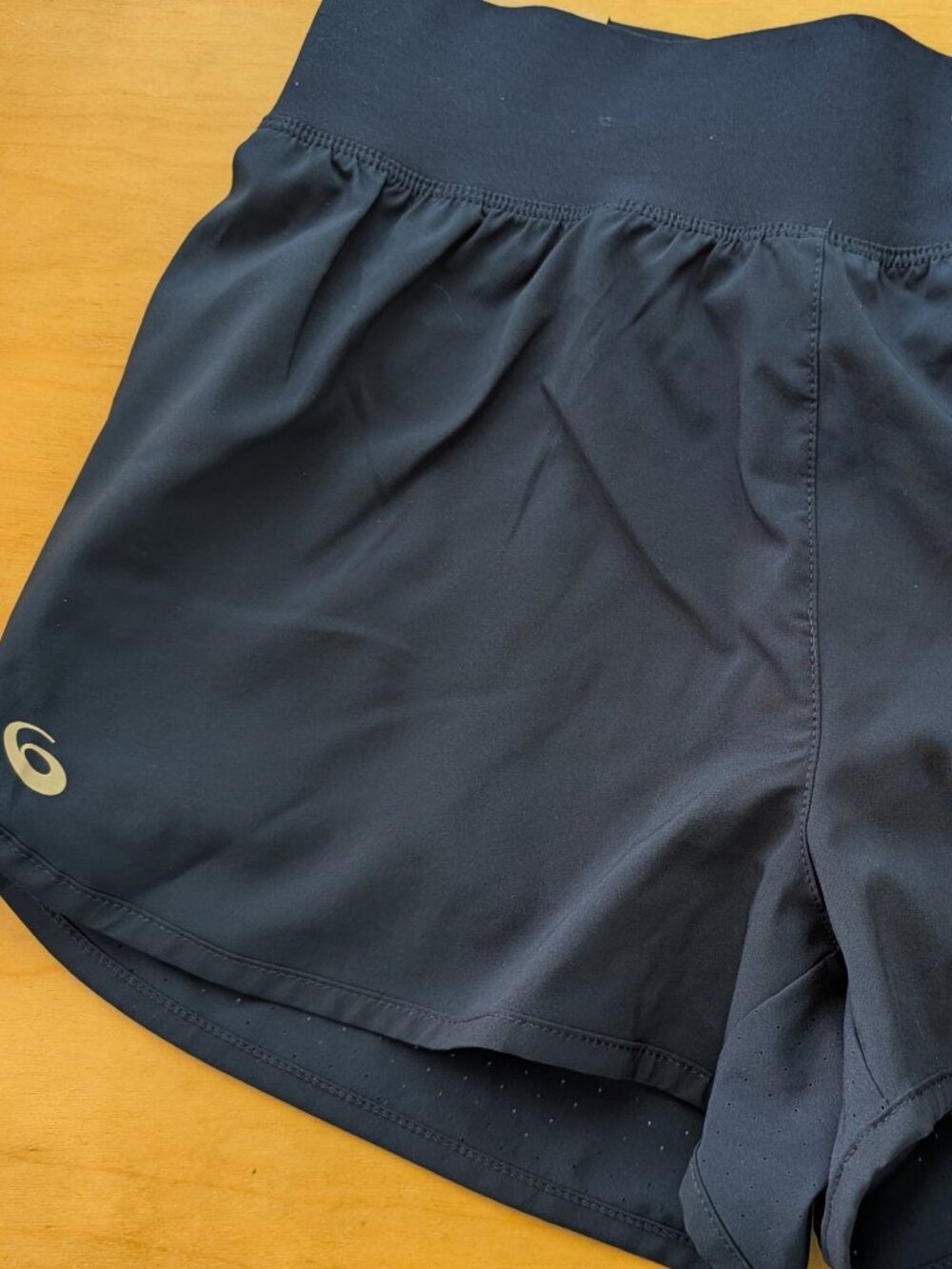 NWT ASICS 2-in-1 Laser Cut Running Shorts - Built in Liner XS Color/Blue Expanse